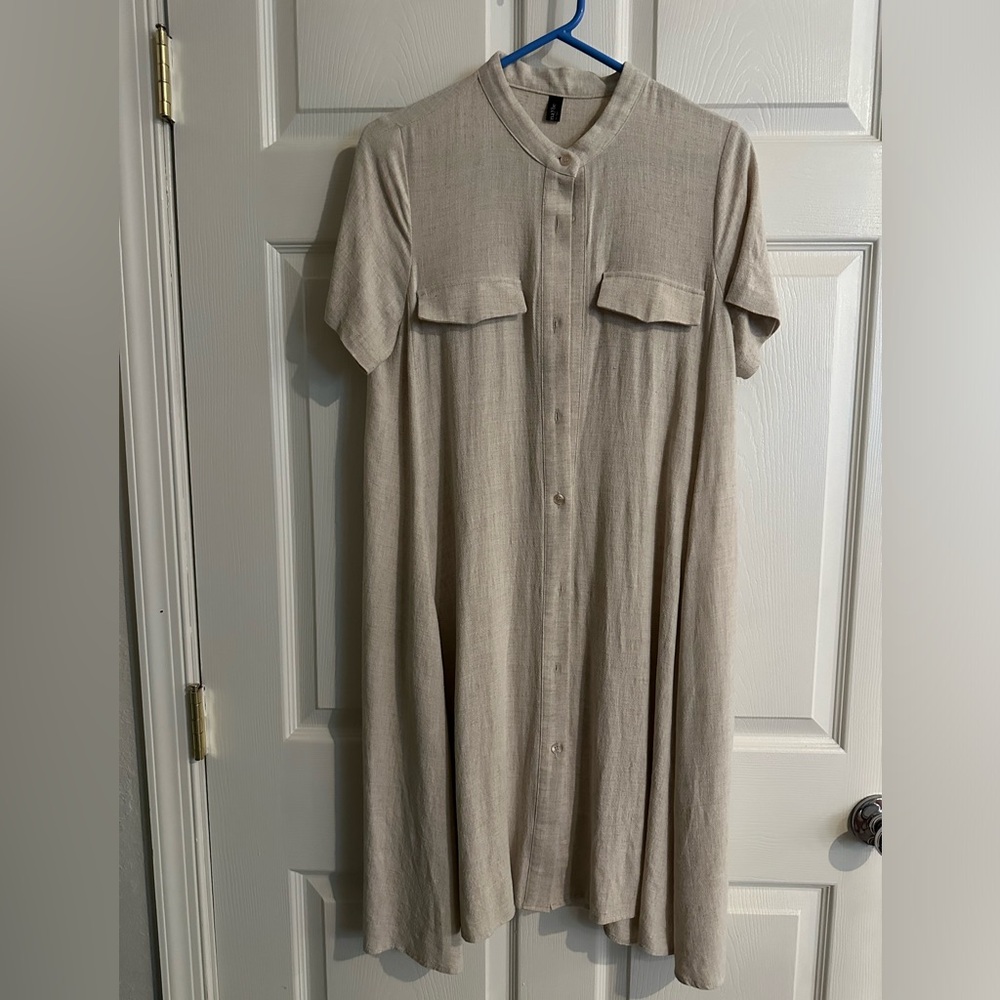 Linen Button Down Dress by Halumaybe